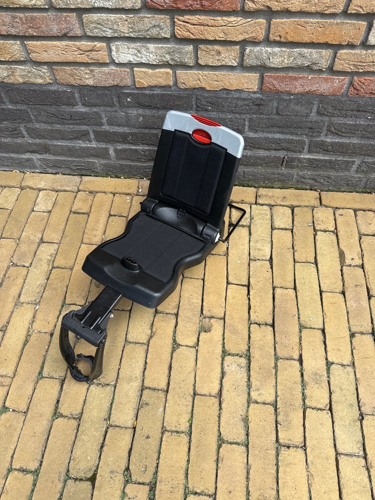 Fietsstoeltje voor achterop, zwart/grijs, Fietsen en Brommers, Fietsaccessoires | Fietsstoeltjes, Achterzitje, 9 t/m 18 kg, Ophalen of Verzenden