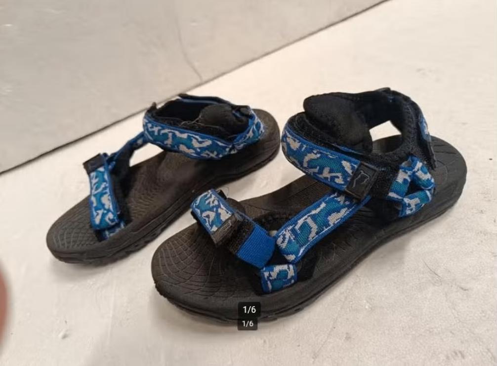 Wildebeast sandalen maat 34, Gebruikt, Meisje, Overige typen, Ophalen of Verzenden
