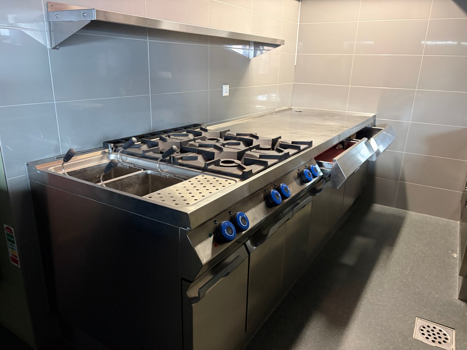 Professionele Horeca Keukenunit met Fornuis en Frituur, Ophalen of Verzenden, Gebruikt