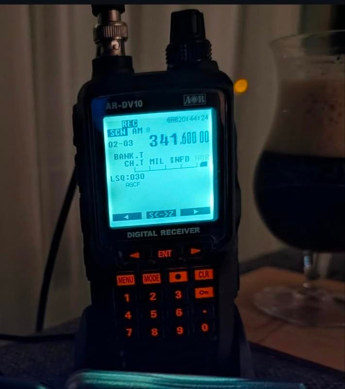 AOR AR-DV10 Digitale Scanner - Nieuwste Versie, Telecommunicatie, Scanners, Ophalen, Zo goed als nieuw, 500 kanalen of meer