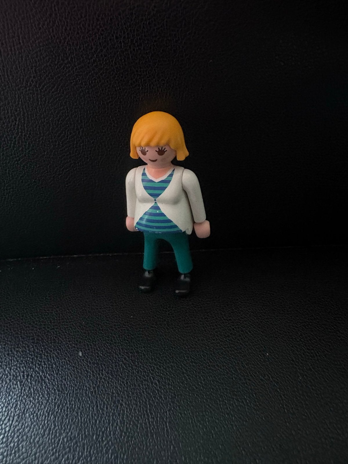 Playmobil zwangere figuur vrouw met blond haar, Ophalen of Verzenden, Gebruikt, Jongen of Meisje