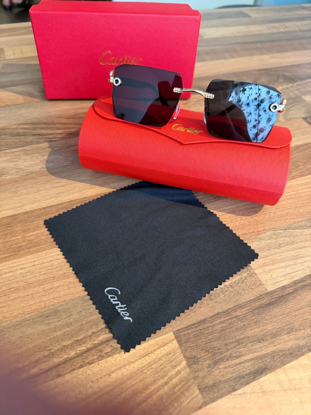 Cartier Panthère Zonnebril met Doos en Etui, Overige merken, Zonnebril, Bruin, Nieuw