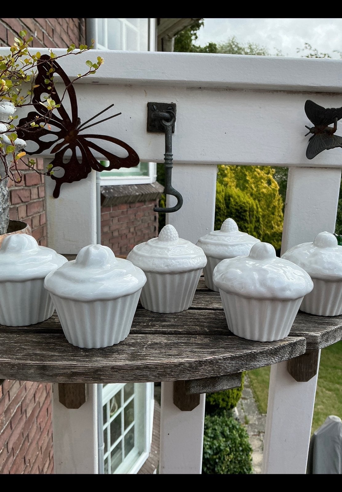 6 Wit porseleinen muffins / cakejes, 3 verschillende designs, Antiek en Kunst, Ophalen of Verzenden
