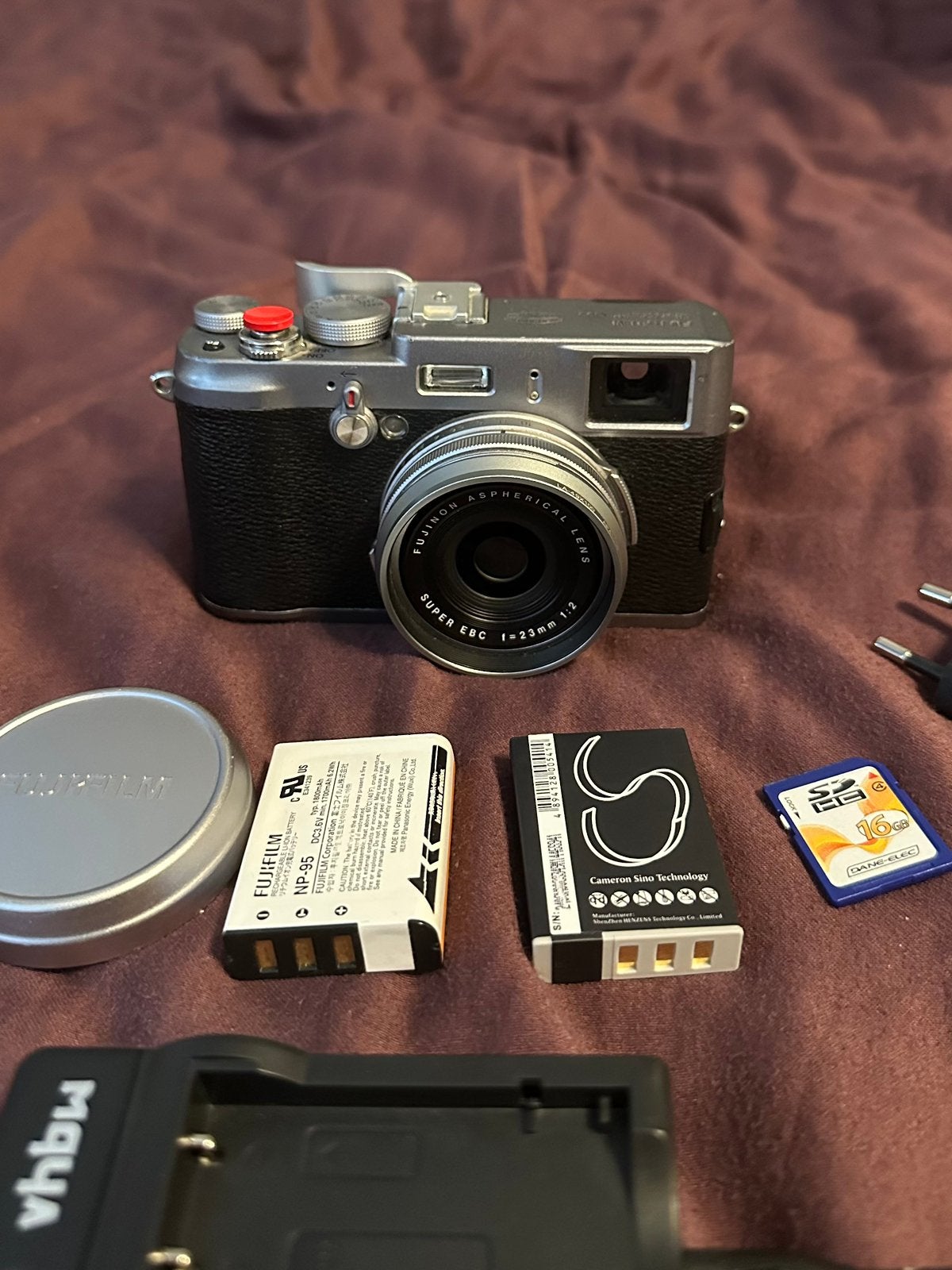 Fujifilm X100 digitale camera, Ophalen of Verzenden, Zo goed als nieuw, Fuji, Geen optische zoom