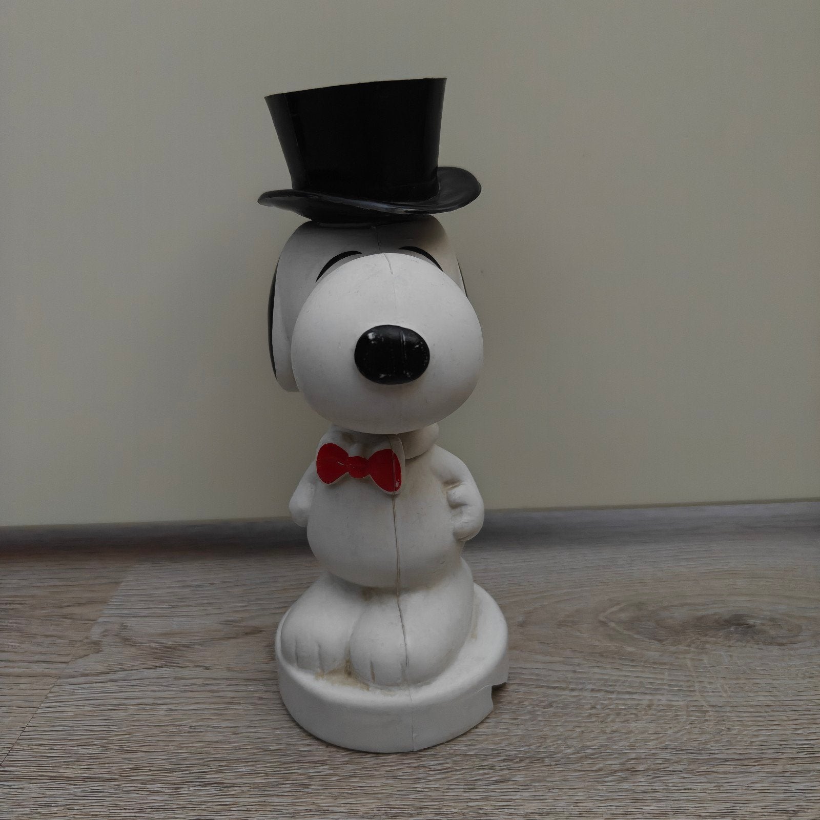 Vintage Snoopy zeepverpakking met hoge hoed en vlinderdas, Verzamelen, Speelgoed, Ophalen of Verzenden, Gebruikt