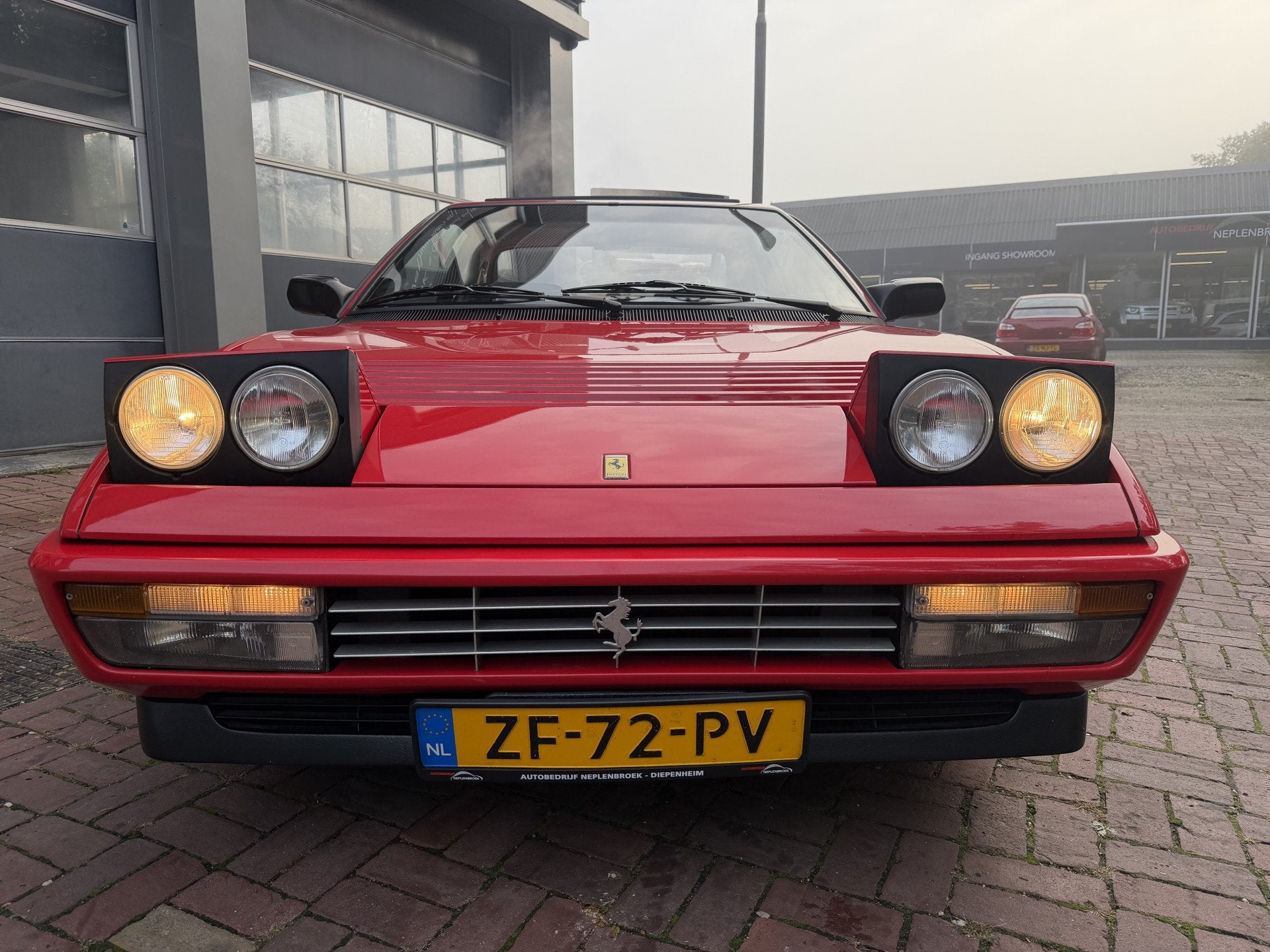Ferrari Mondial 3.2 Coupé – 1988 – 97.892 km – Zeer b, Auto's, 271 pk, Dealer onderhouden, Achterwielaandrijving, Zwart
