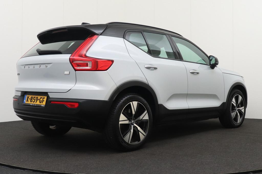 Volvo XC40 Recharge P8 78 kWh AWD R-Design Elek.Trekhaak 19', Auto's, Volvo, Gebruikt, Zwart, Origineel Nederlands, Vierwielaandrijving