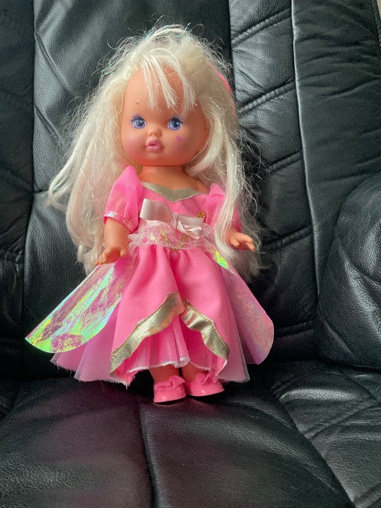 Leuke blonde glitter pop, blauwe ogen (33cm), Kinderen en Baby's, Speelgoed | Poppen, Ophalen, Zo goed als nieuw, Overige typen