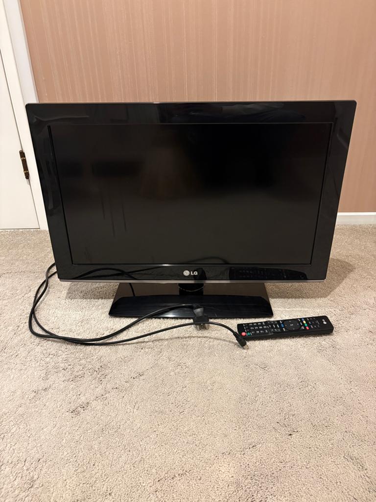 LG 26LK330 LCD TV - 66 cm (26 inch) HD Ready, Ophalen, Gebruikt, 50 Hz, LG