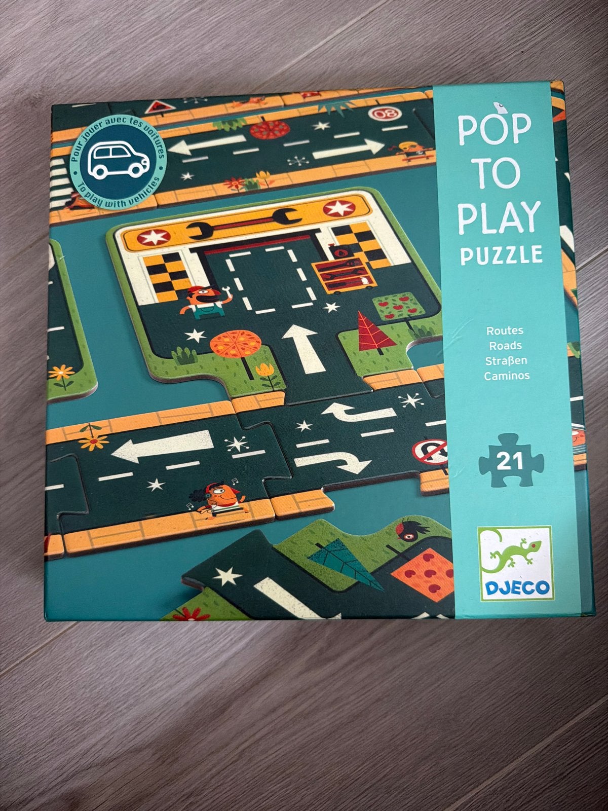 DJECO Pop To Play Puzzle: Wegen voor Speelgoedauto's, Ophalen of Verzenden, 10 tot 50 stukjes, Zo goed als nieuw, 2 tot 4 jaar