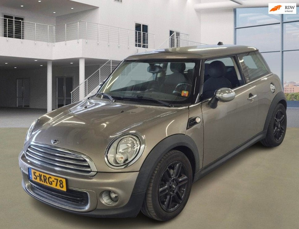 Mini Mini 1.6 One Holland Street NAVI CRUISE HALF LEDER 2 X, Voorwielaandrijving, Gebruikt, 4 cilinders, 4 stoelen