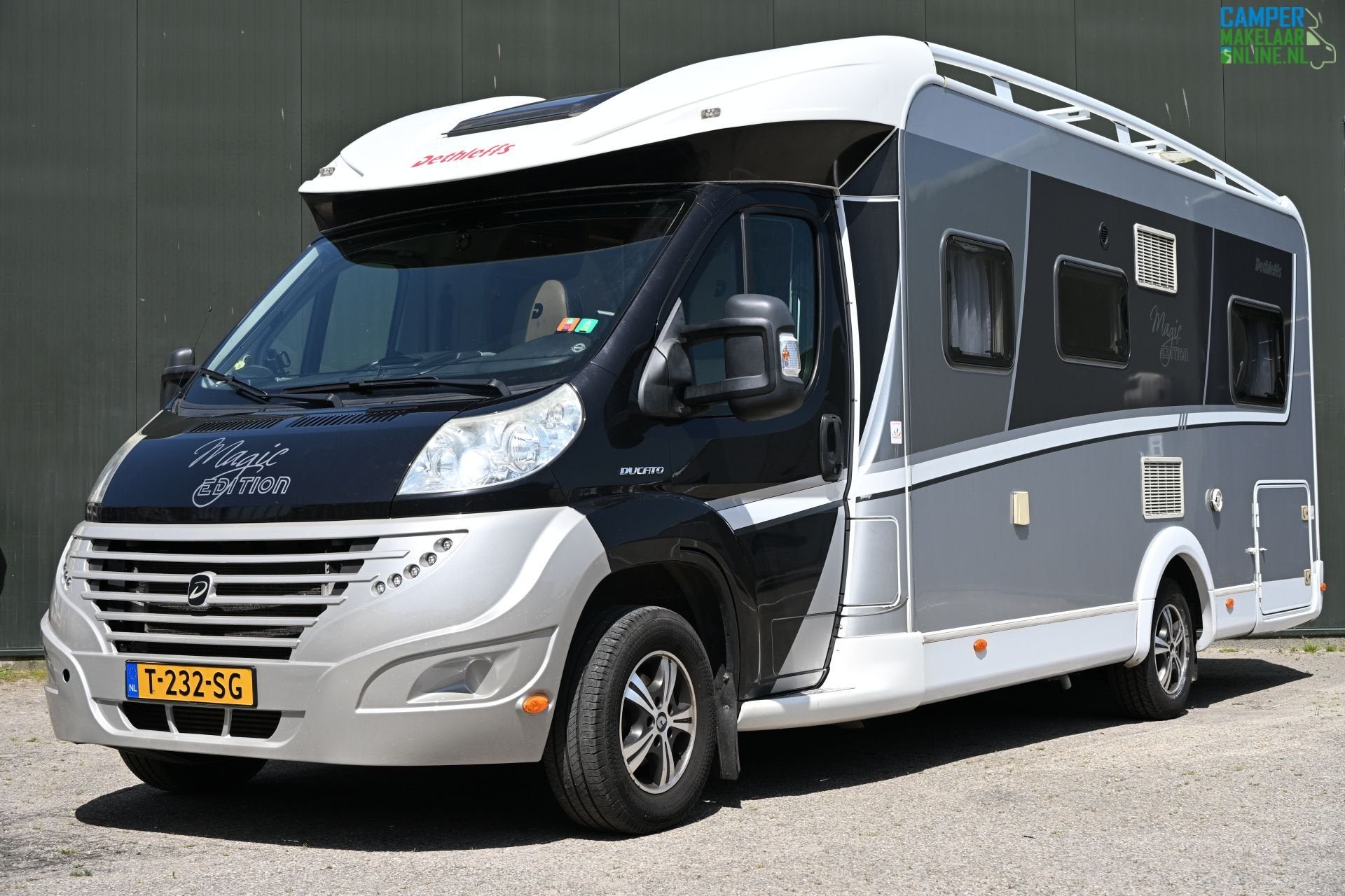 Dethleffs Magic Edition Black T|Luifel|ALDE|Fietsdr.|Zonnepa, Caravans en Kamperen, Afzuigkap, 7 tot 8 meter, Bedrijf, Dethleffs