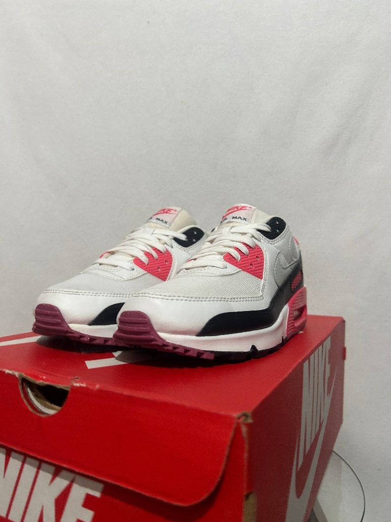 ALS NIEUW! Maat 42 - Nike Air Max 90 Aster Pink, Kleding | Heren, Schoenen, Overige kleuren, Verzenden, Nike, Nike