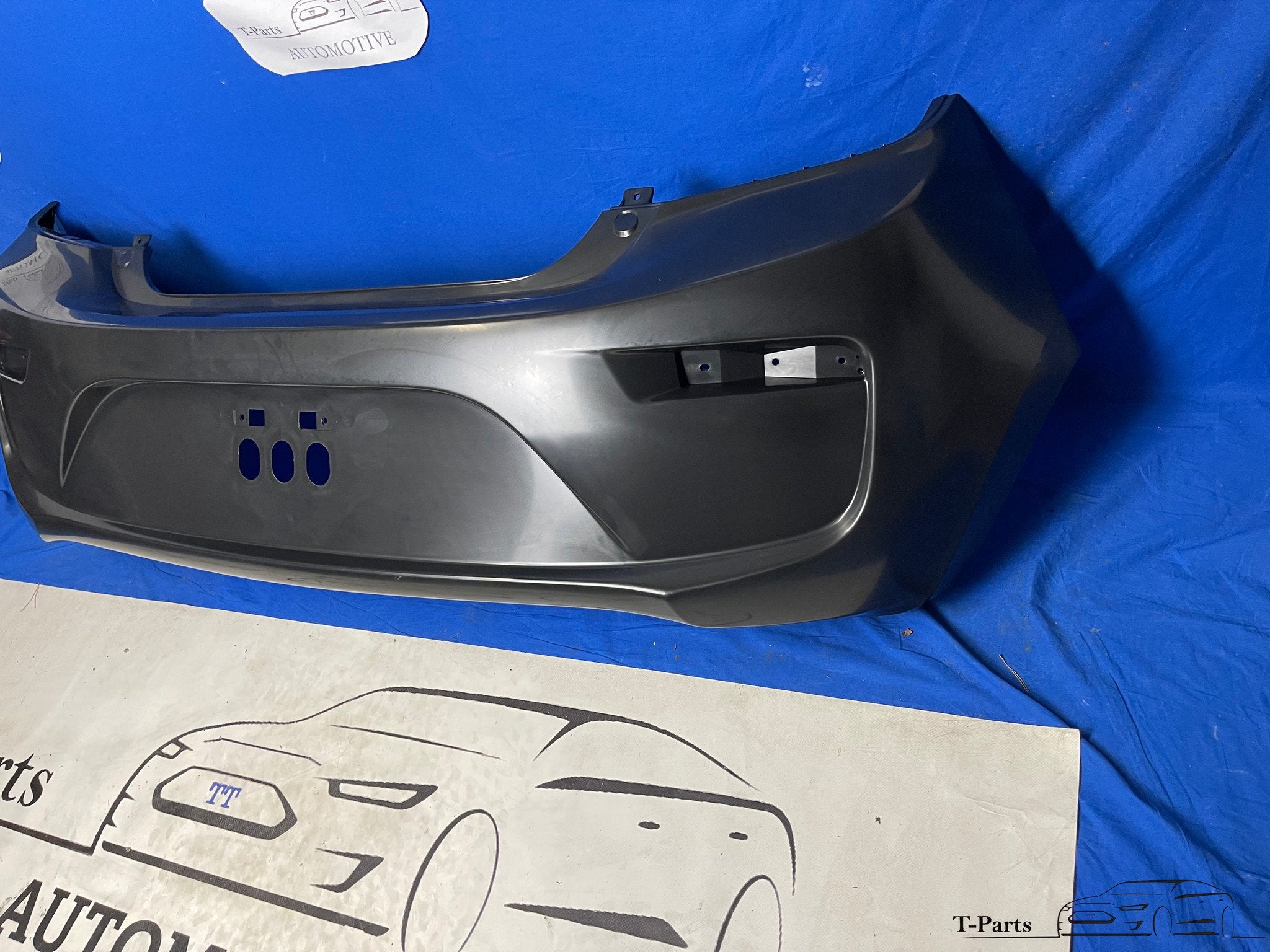 Mitsubishi space star 2016+ achterbumper origineel bumper ni, Info@fabrikant.eu, Ophalen of Verzenden, Fabrikantstraat 1
1000 AA  Amsterdam