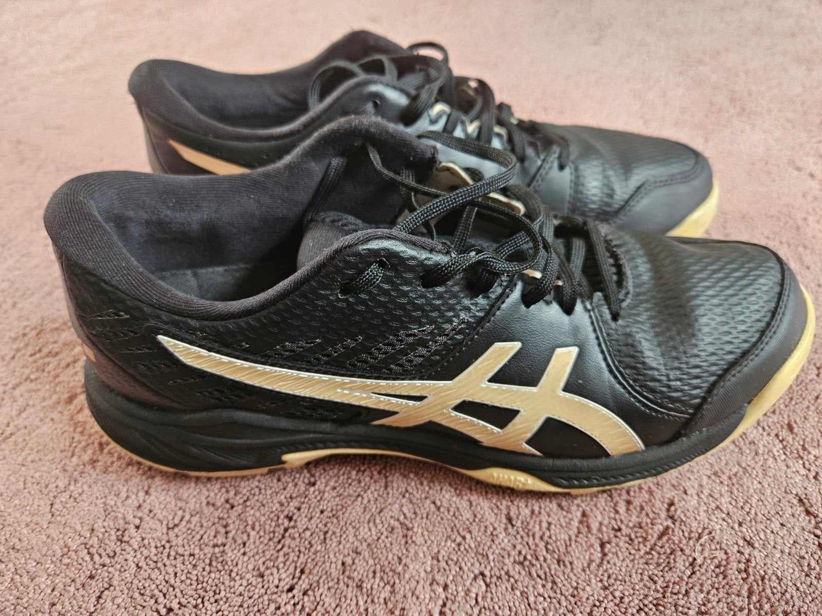 veldschoenen hockey / korfbal 42, Ophalen, Zo goed als nieuw, Schoenen