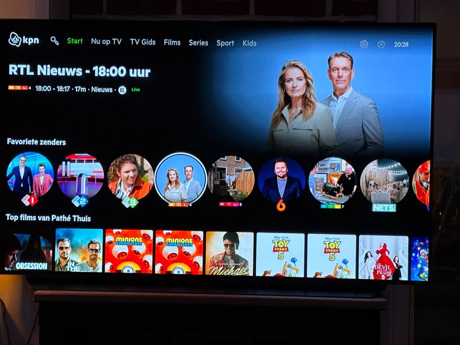 LG OLED TV 55 inch - Zo goed als nieuw, incl. voet