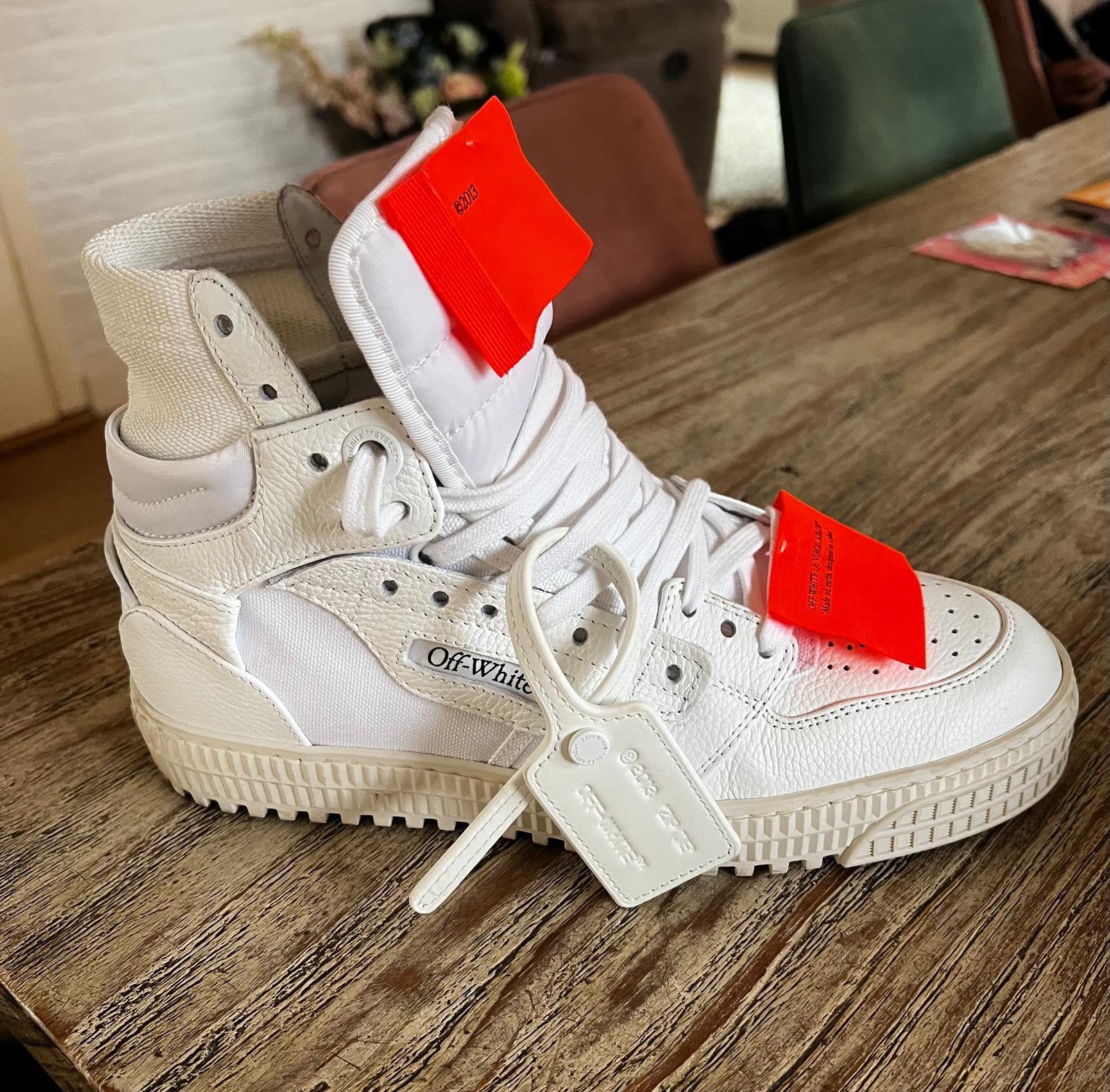 Off white sneakers, Kleding | Heren, Schoenen, Ophalen of Verzenden, Zo goed als nieuw, Wit