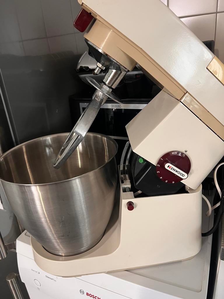 Kenwood Major vintage keukenmachine + accessoires, Witgoed en Apparatuur, D, 4 liter of meer, 3 snelheden of meer, Ophalen of Verzenden