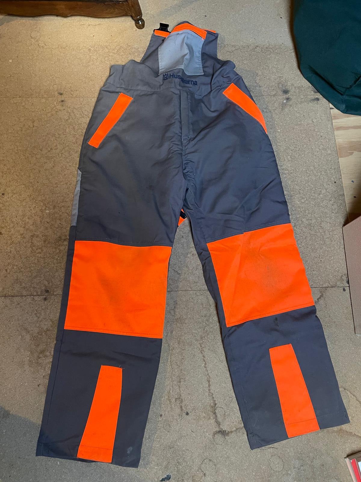Kettingzaag veiligheids zaag broek, Ophalen of Verzenden, Zo goed als nieuw, Broek