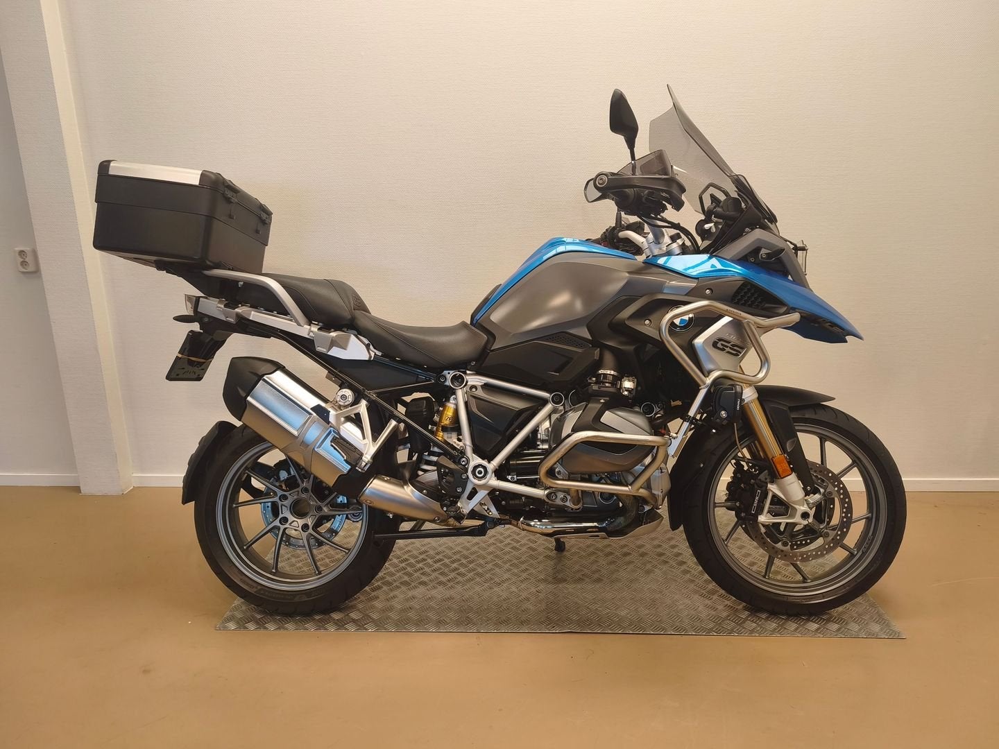BMW R 1250 GS (bj 2019) 64,628 km, Motoren, 2 cilinders, 1254 cc, Bedrijf, Onbekend