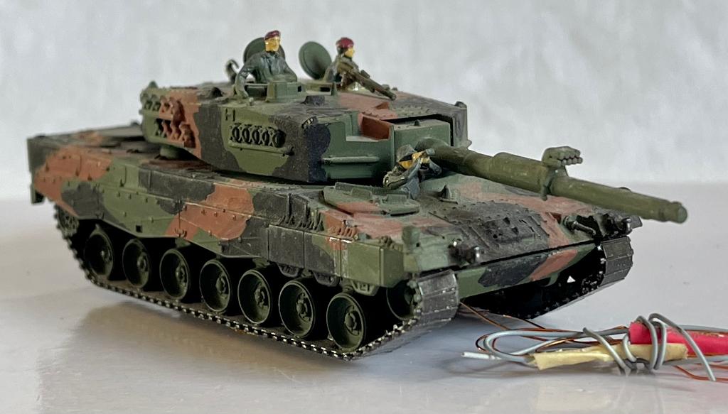 Roco Minitanks:  Leopard 2, Ophalen of Verzenden, Gebruikt, Overige typen, Roco
