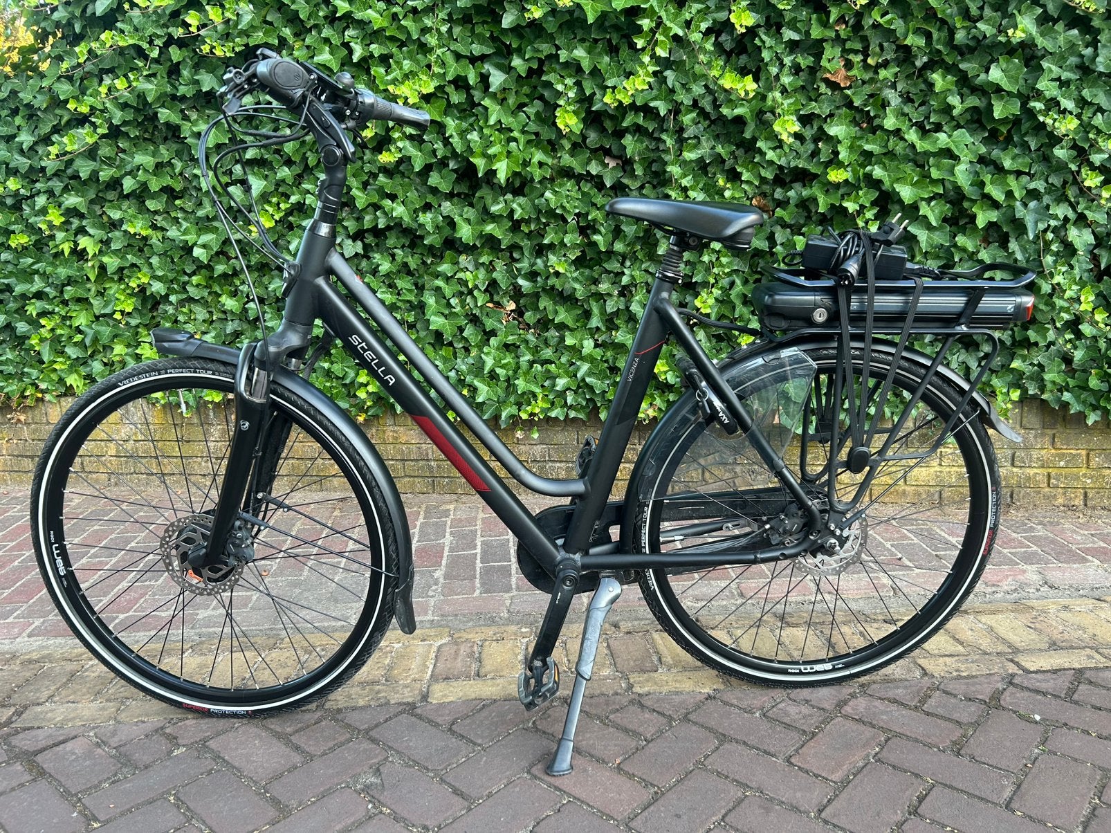 Stella Vicenza elektrische dames/unisex fiets, Zo goed als nieuw, 50 km per accu of meer, 55 tot 59 cm, Ophalen