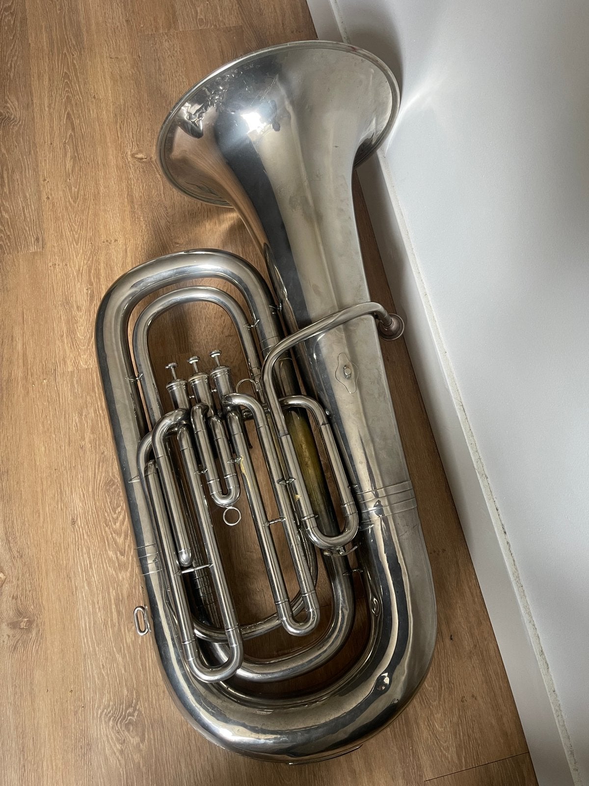 Robuuste Weltklang Eb-Bastuba (3-ventiels), Ophalen, Gebruikt, Es-tuba