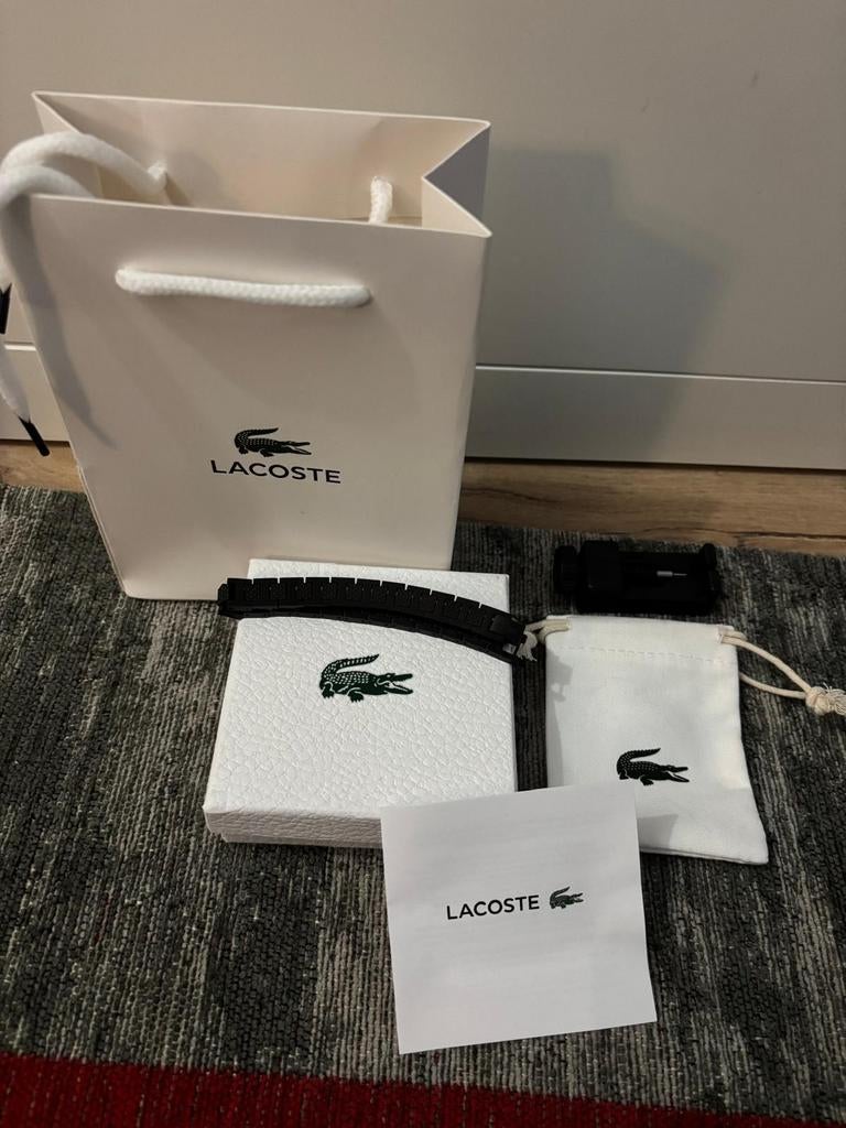 Lacoste, Ophalen of Verzenden