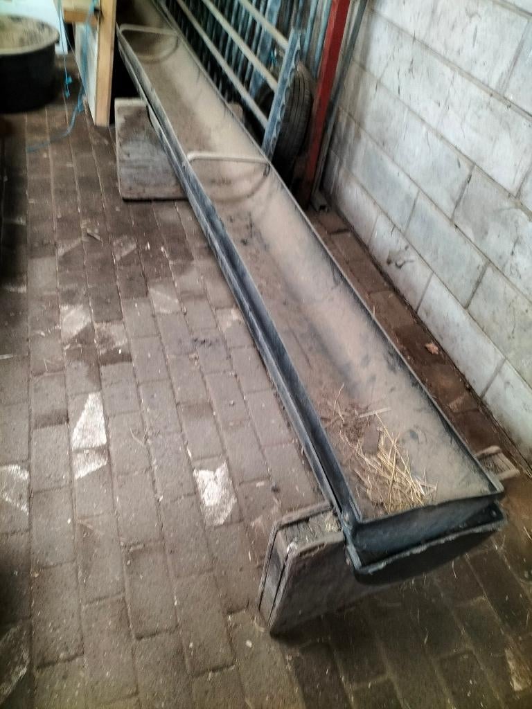 voerbak / goot, Dieren en Toebehoren, Ophalen, Vee