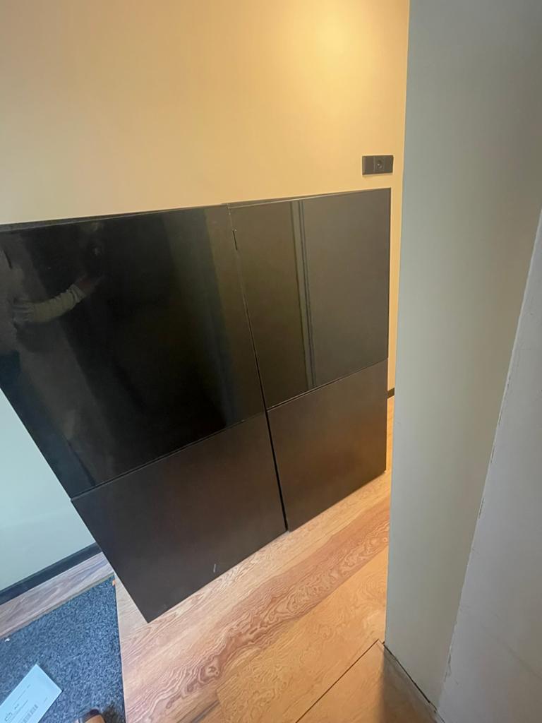 Besta kastjes, 50 Hz, Zo goed als nieuw, 100 cm of meer, Ophalen