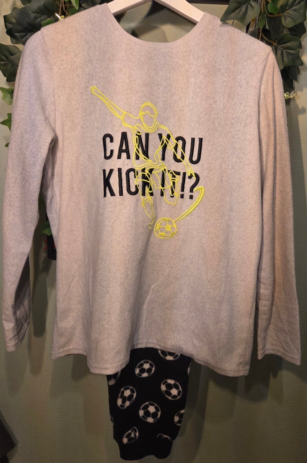 Primark Pyjama Set Voetbalprint - Jongens 14-15 jaar, Nacht- of Onderkleding, Gebruikt, Ophalen of Verzenden, Primark