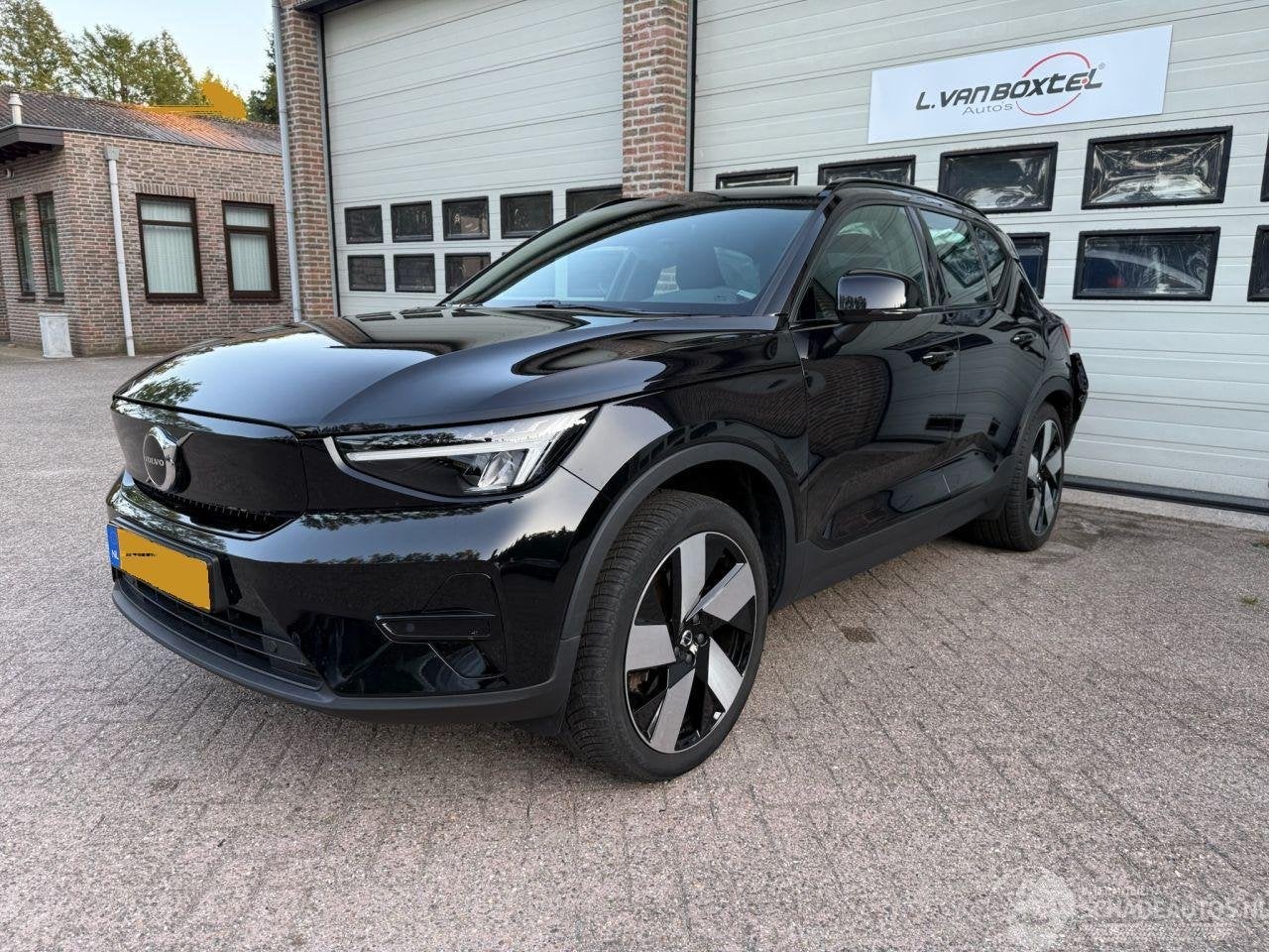 Volvo XC40 Extended Range Plus 82 kWh Navi Clima 66206 Km NA, Automaat, Overige carrosserieën, Info@volvocars.com, Elektrisch