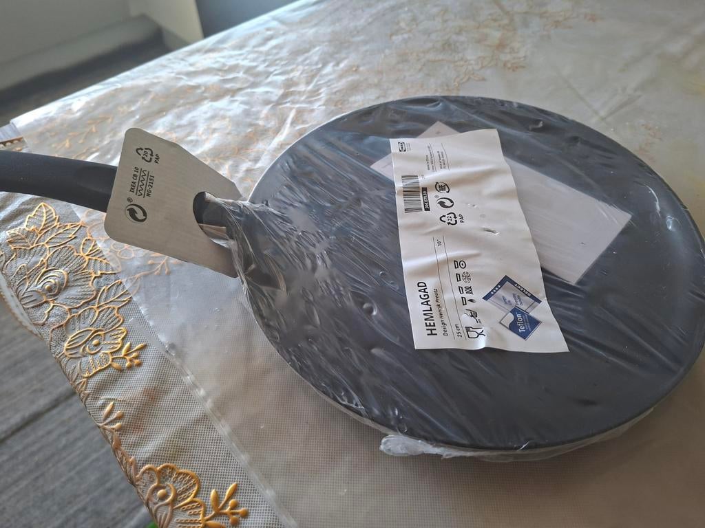 IKEA koekenpan (22 cm), Huis en Inrichting, Keuken | Potten en Pannen, Ophalen, Nieuw, Koekenpan of Braadpan