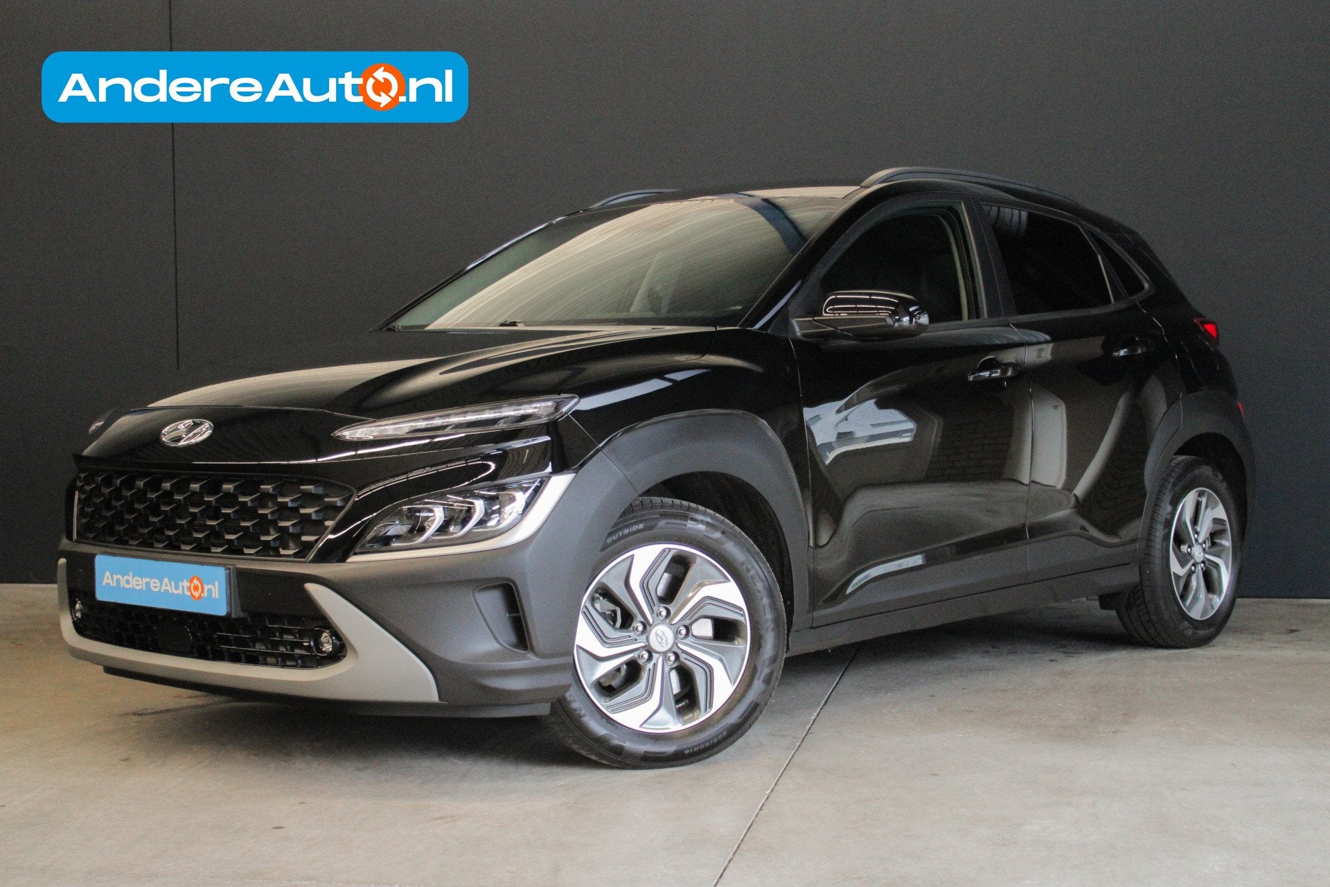 Hyundai KONA 1.6 GDI HEV Premium |recent onderhouden|stuur/s, Gebruikt, Zwart, Leder, Bedrijf