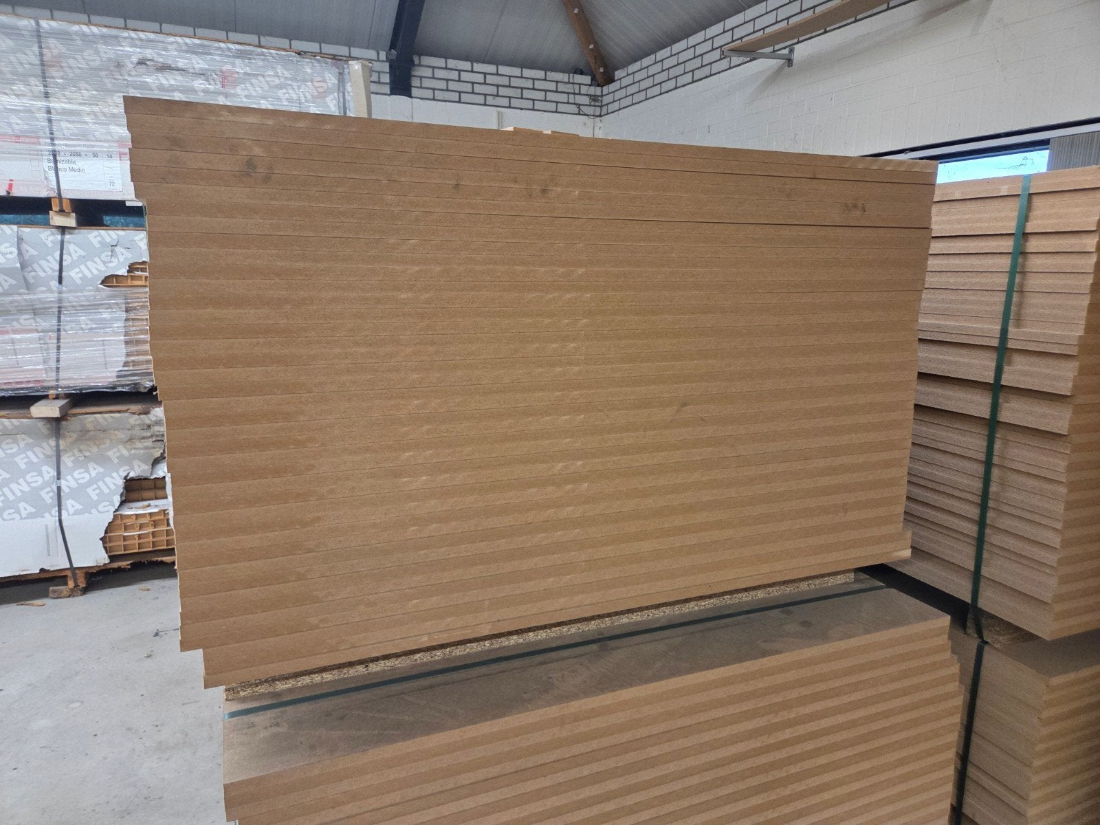 18 mm MDF Platen € 17.00 per plaat, Doe-het-zelf en Verbouw, Ophalen, Nieuw