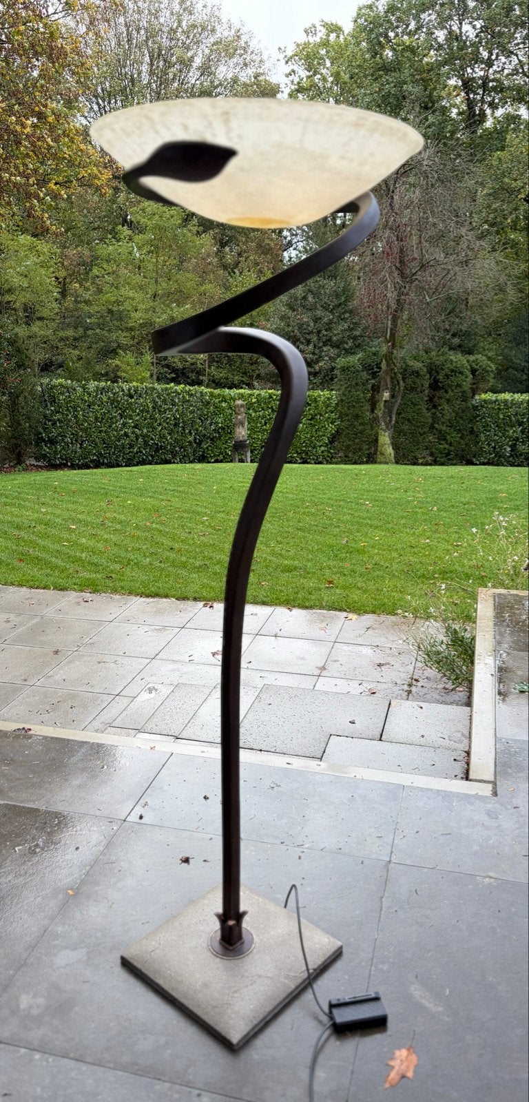 Design vloerlamp met glazen schaal en unieke uitstraling, Ophalen, Gebruikt, Glas, 150 tot 200 cm