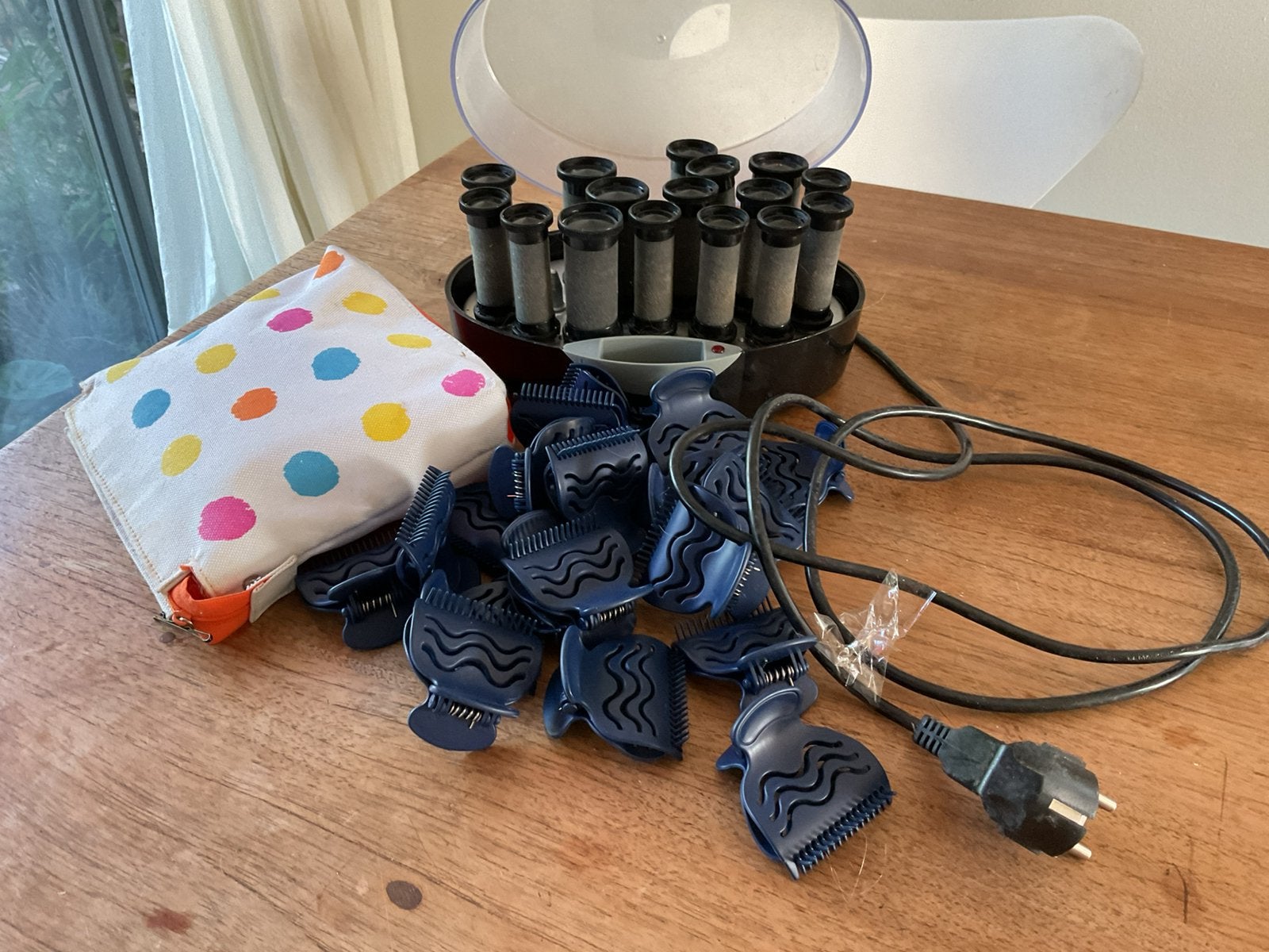 CARMEN set met 16 rollers en clips, Sieraden, Tassen en Uiterlijk, Uiterlijk | Haarverzorging, Ophalen of Verzenden, Gebruikt