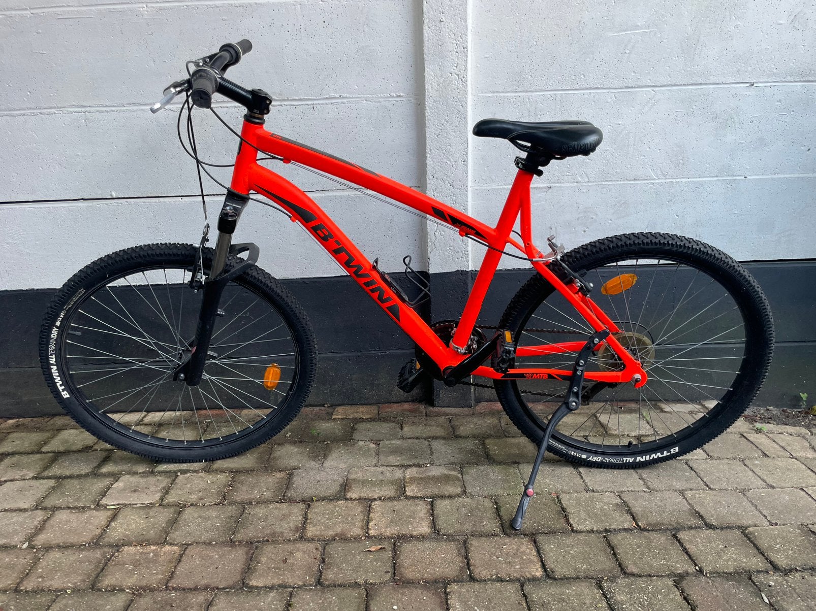 MTB B'TWIN Rockrider 340 26 inch / L frame (vanaf 1.65), Fietsen en Brommers, Velgrem, Zo goed als nieuw, Handrem, Ophalen