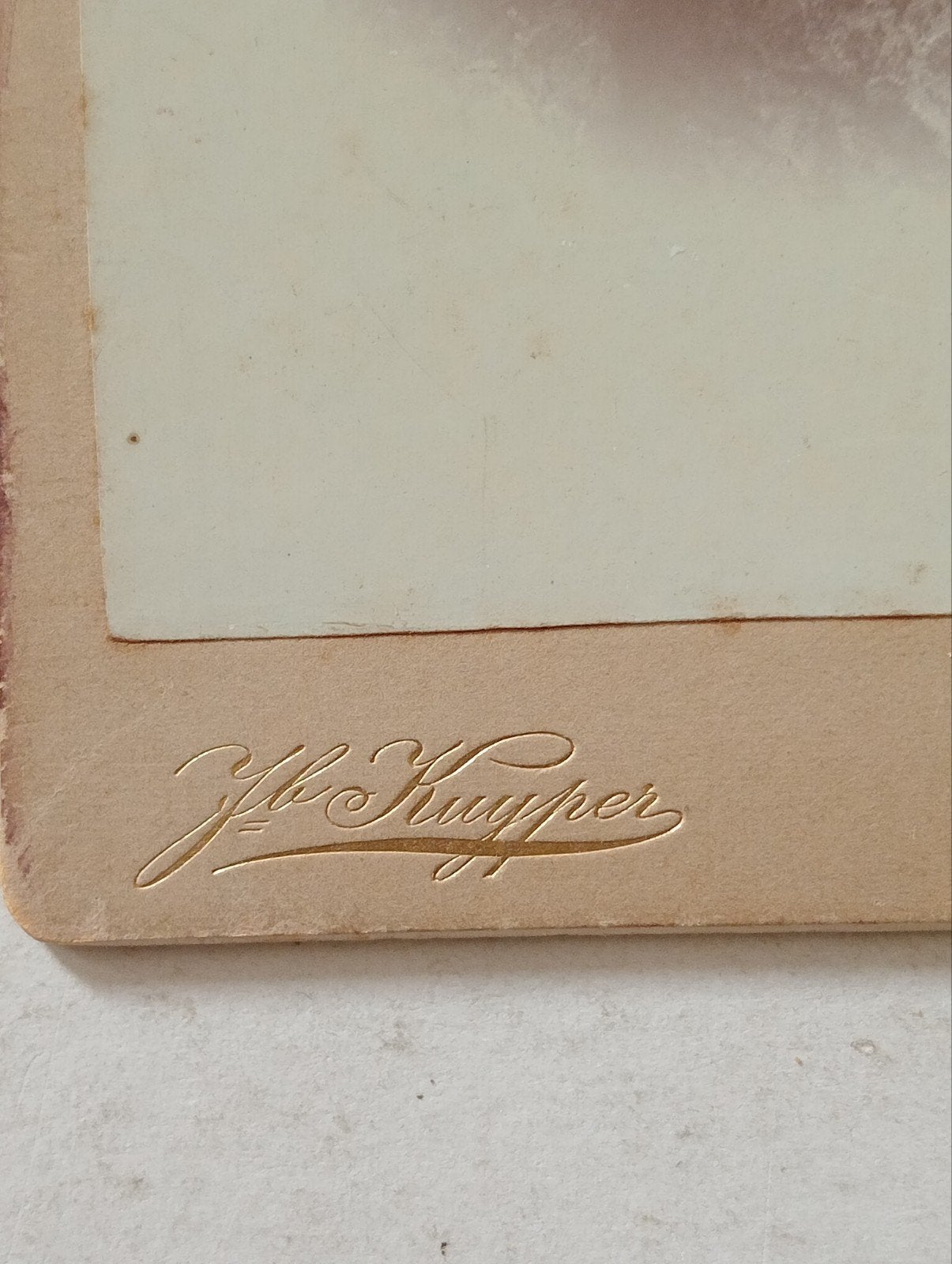 Antieke foto van vrouw in klederdracht, J.H. Kuyper Zaandam, Gebruikt, Foto, Klederdracht, Ophalen of Verzenden