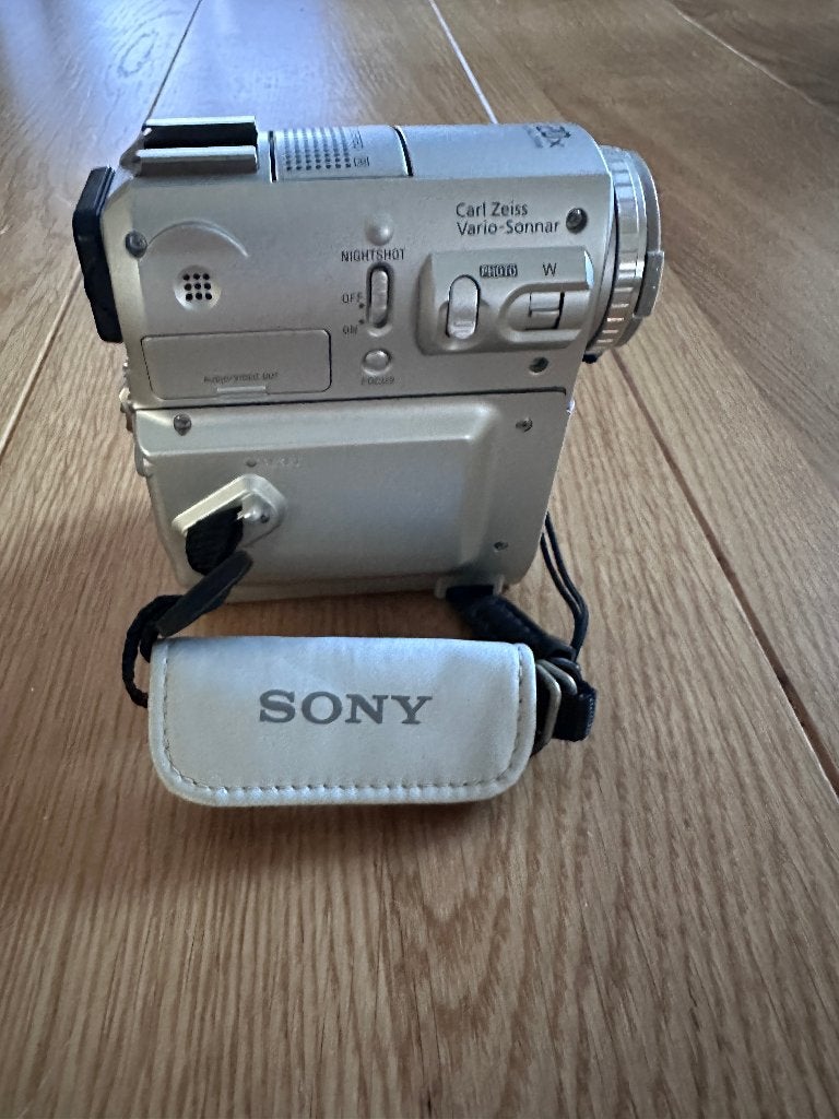 Sony DCR-PC103E MiniDV Videocamera, Mini dv, Gebruikt, 20x of meer, Ophalen of Verzenden