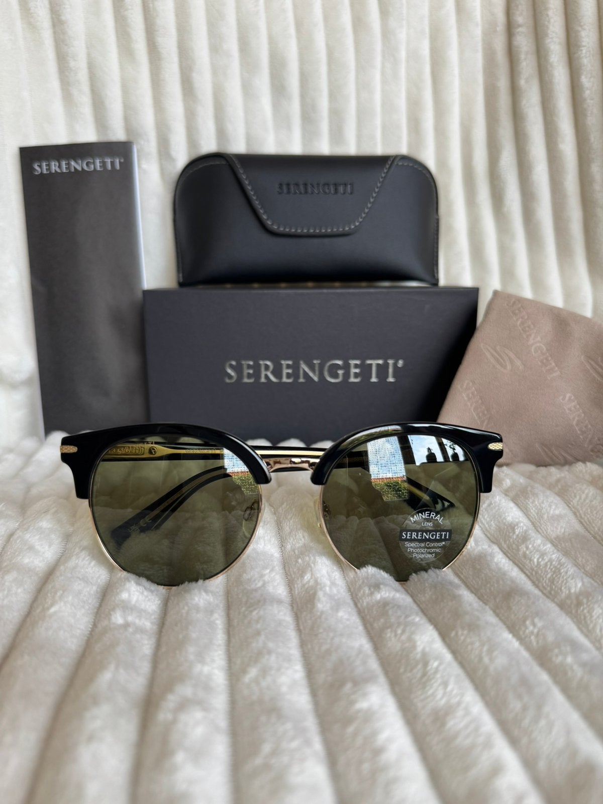 Serengeti Susan SS560005 garantie en btw-factuur, Zonnebril, Verzenden, Nieuw, Nvt