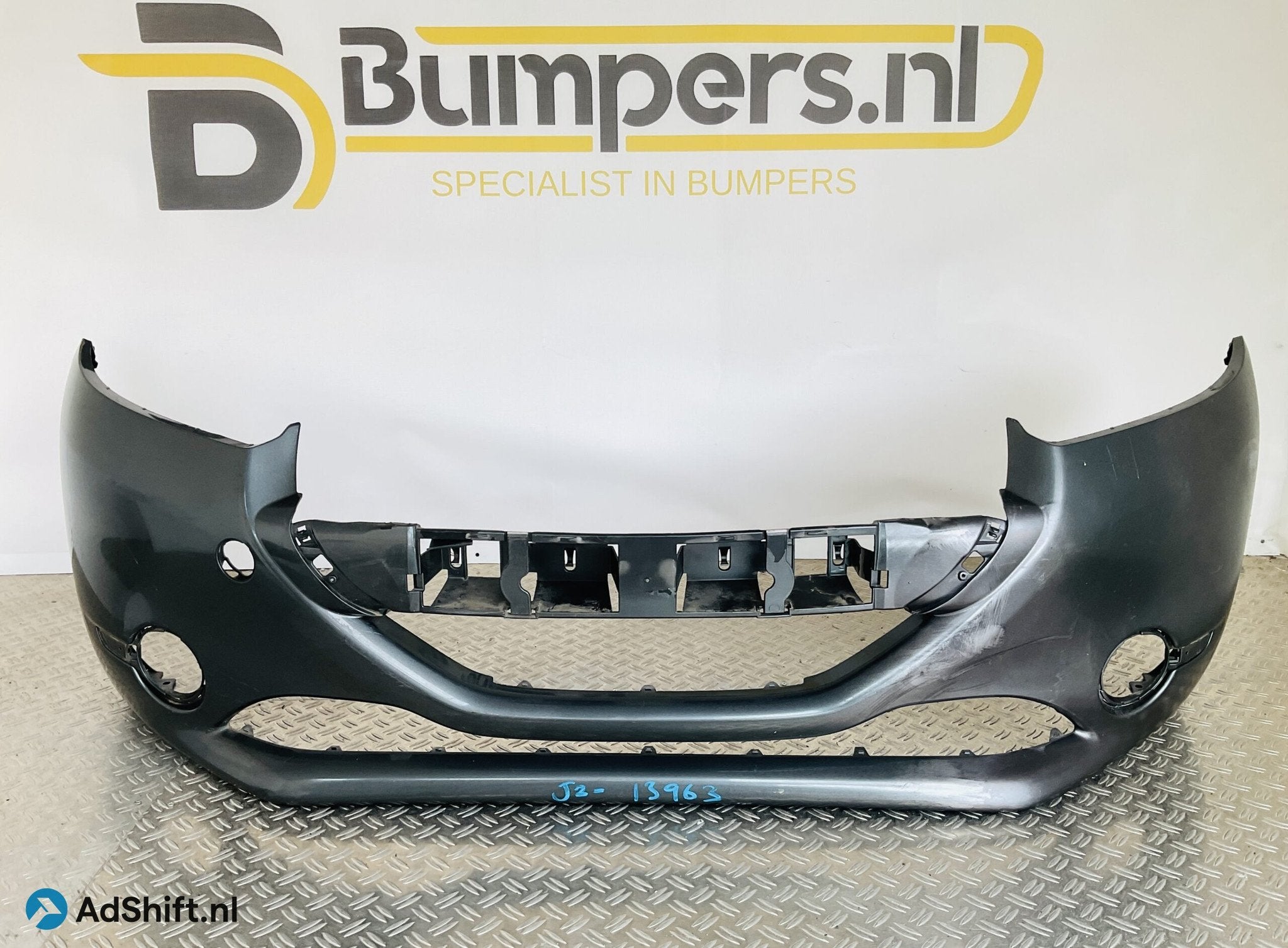 Bumper Peugeot 208 12-16 967279447700 Voorbumper 2-J2-13963z, Auto-onderdelen, Carrosserie en Plaatwerk, Bumper