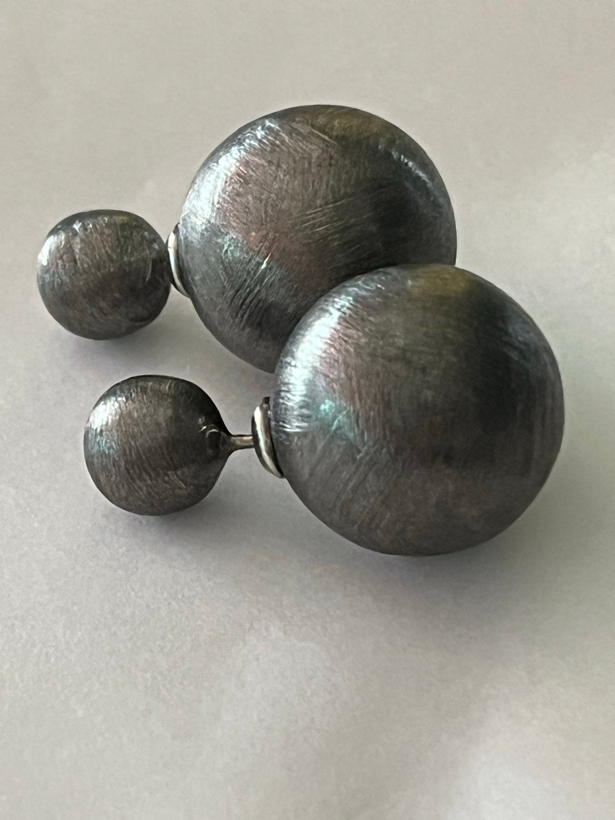 Design Zilveren Oorbellen grijs, Verzenden, Grijs, Zilver, Knopjes of Stekers