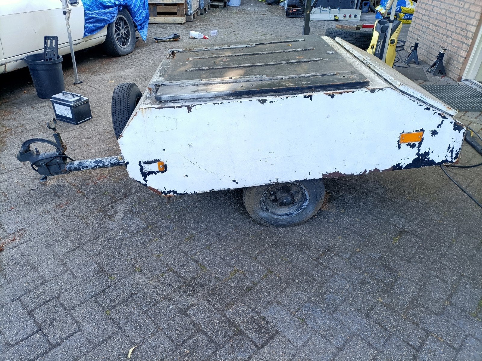Oldtimer aanhang wagentje, Ophalen