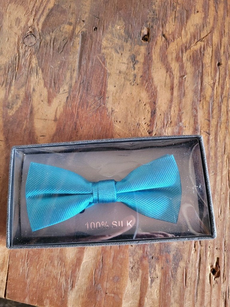 Vlinderstrikje turquoise zijde nieuw, Ophalen of Verzenden, Nieuw, Blauw, Effen