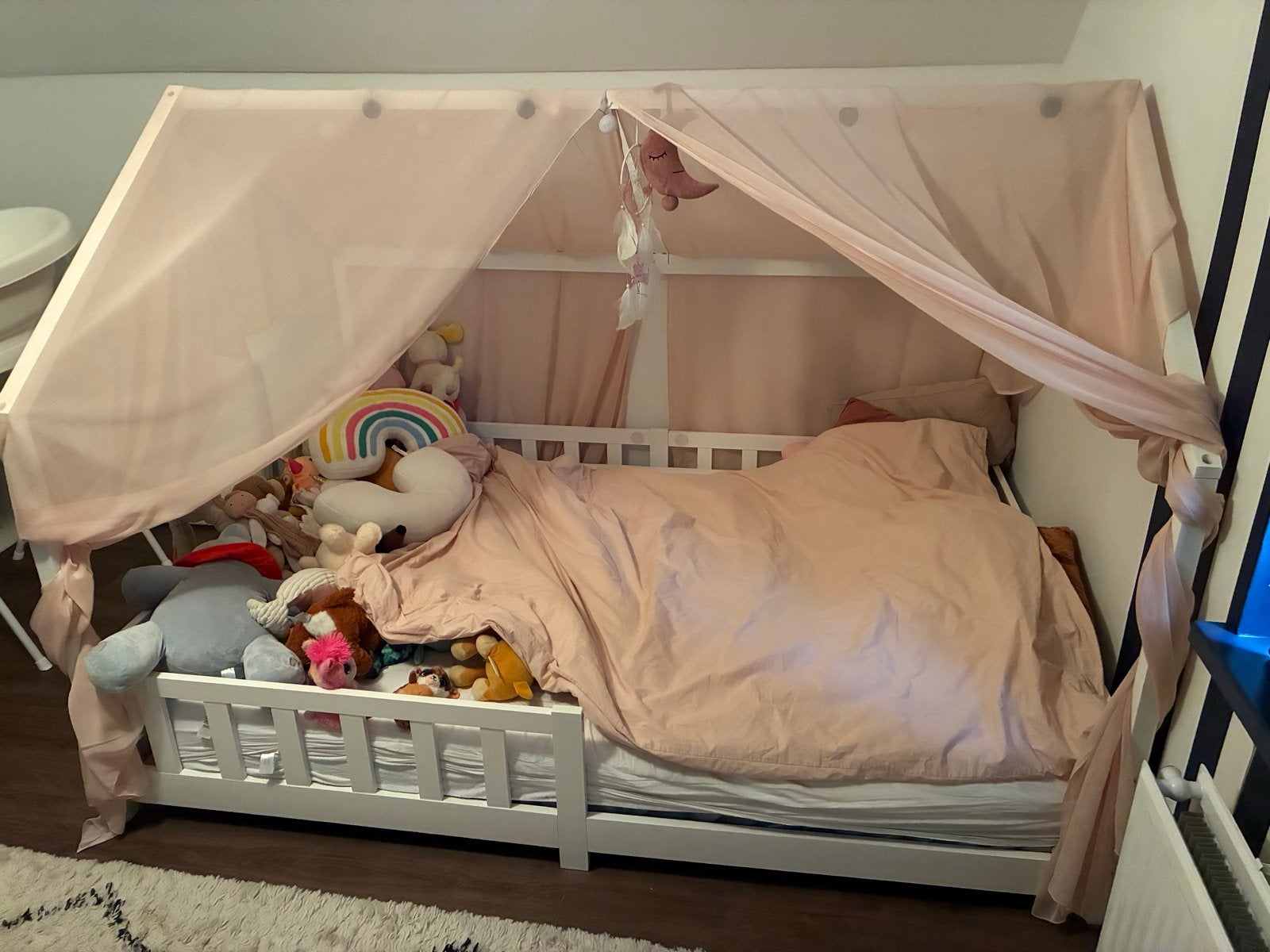 Bed 140x200 met hemelbed frame, Huis en Inrichting, Slaapkamer | Bedden, Ophalen, Gebruikt, Wit, Tweepersoons