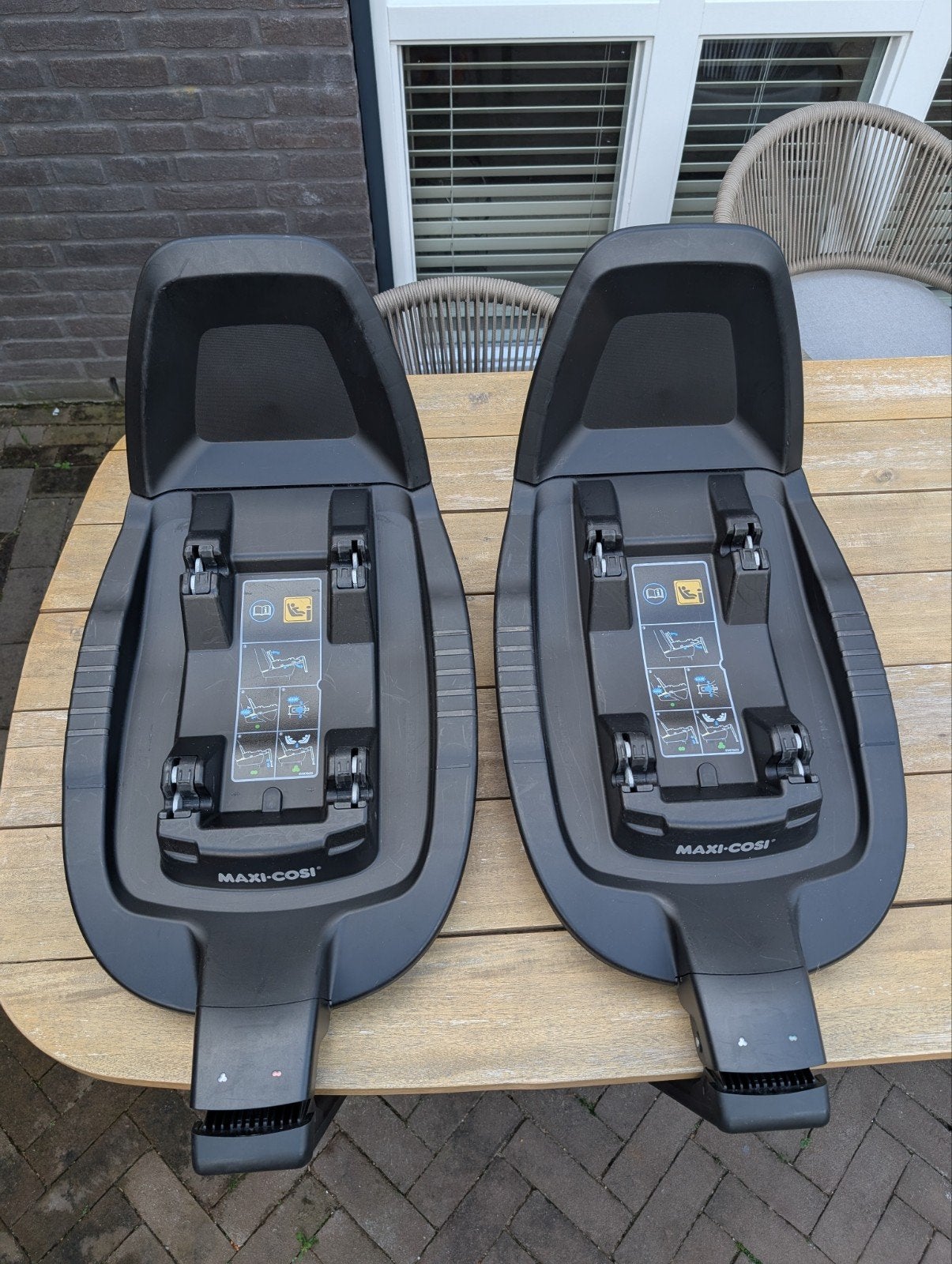 Maxi-Cosi Tinca autostoel met 2x FamilyFix 2 Isofix bases, Ophalen of Verzenden