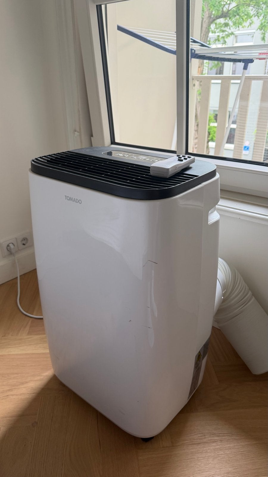 Tomado Portable Airco met Afstandsbediening, Ophalen, Gebruikt, Minder dan 60 m³, 3 snelheden of meer