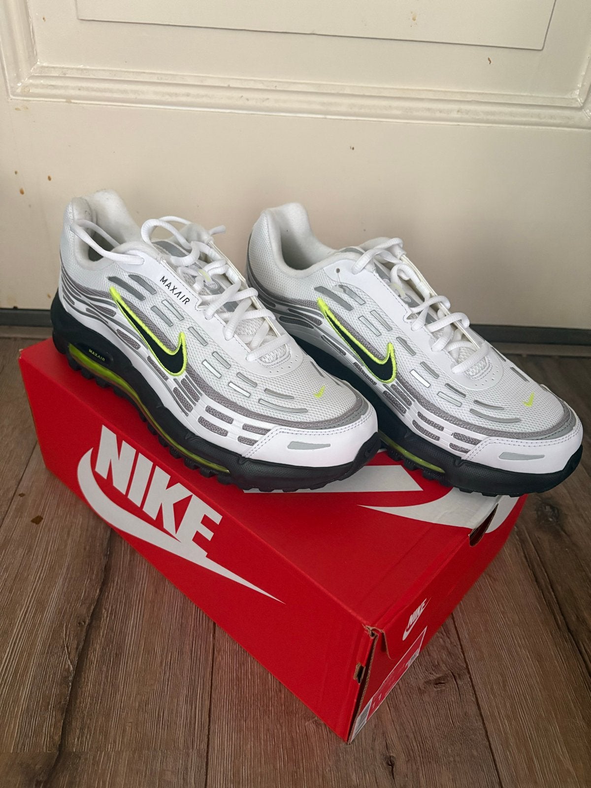 NIEUW- Nike Air Max TL 2.5 - origineel, maat 45, Kleding | Heren, Wit, Nieuw, Ophalen of Verzenden, Sneakers of Gympen