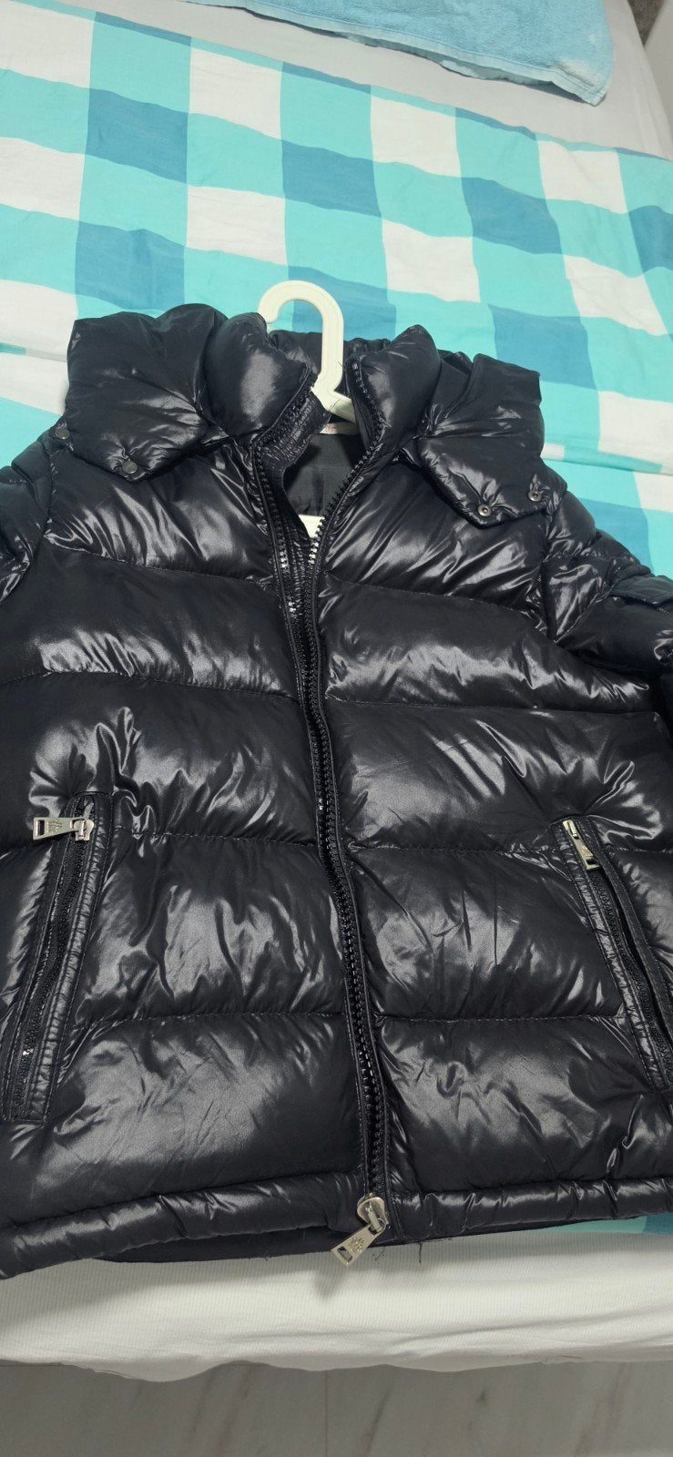 Moncler jas - Zwart, glanzend en warm, Kleding | Dames, Jassen | Winter, Moncler, Ophalen of Verzenden, Zo goed als nieuw, Zwart